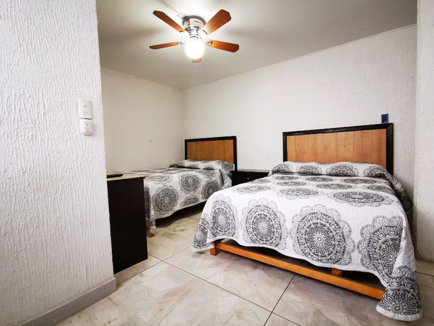 Imagen de la habitación del Hotel Verdi, Le&oacute;n. Foto 9
