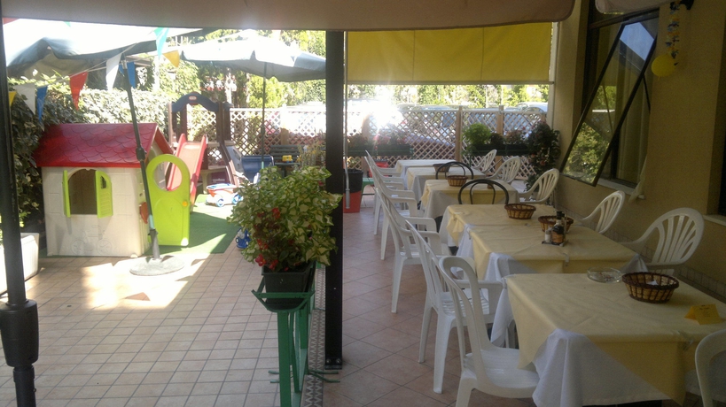 Imagen del bar/restaurante del Hotel Verdi, Lido Di Jesolo. Foto 8