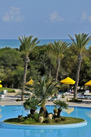 Imagen de la piscina del Hotel Verdi Tunis Beach Resort. Foto 15