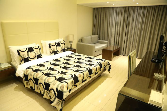 Imagen de la habitación del Hotel Verdun Suites. Foto 12