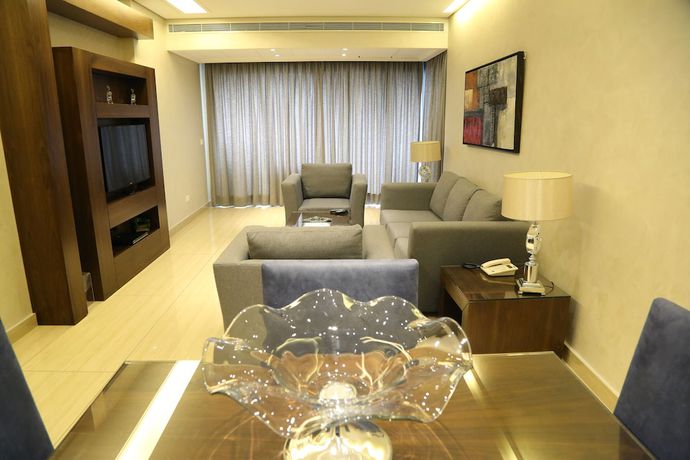 Imagen de la habitación del Hotel Verdun Suites. Foto 15