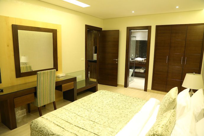 Imagen de la habitación del Hotel Verdun Suites. Foto 17