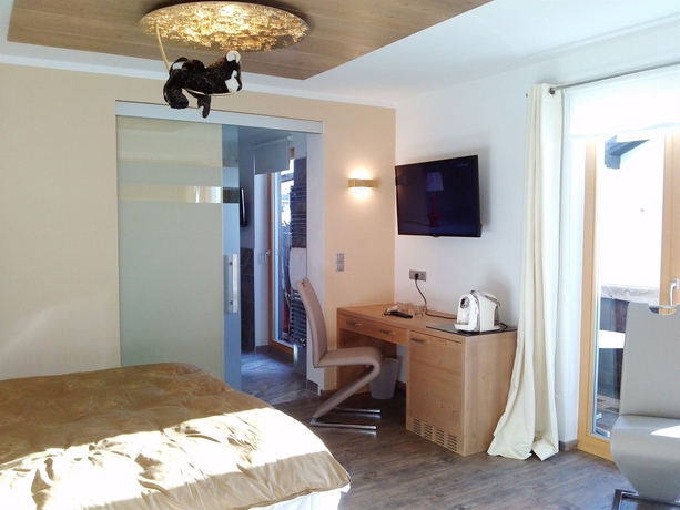 Imagen de los interiores del Hotel Vergeiner. Foto 15