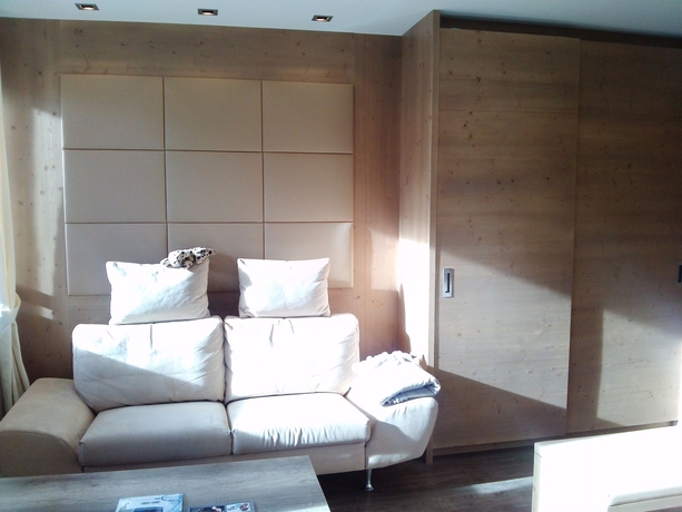 Imagen de los interiores del Hotel Vergeiner. Foto 16