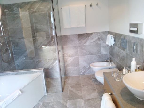 Imagen de la habitación del Hotel Vergeiner. Foto 10