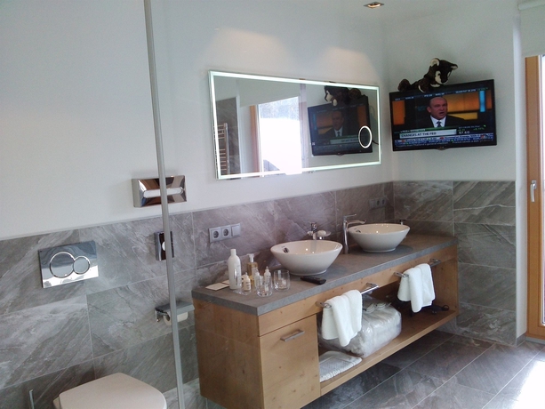 Imagen de la habitación del Hotel Vergeiner. Foto 11