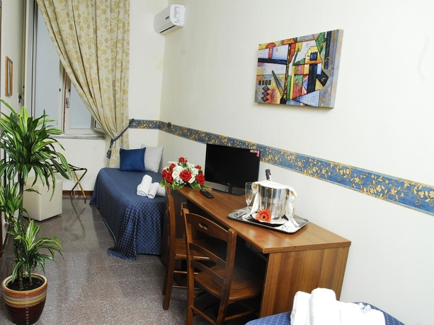 Imagen de la habitación del Hotel Vergilius Billia. Foto 8