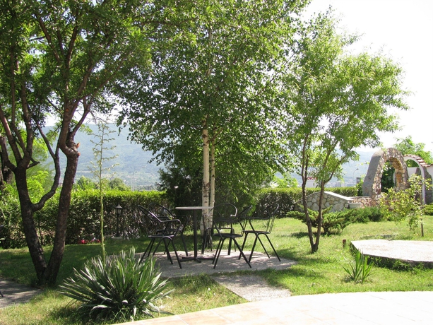 Imagen de los exteriores del Hotel Vergina, SKOPJE. Foto 5