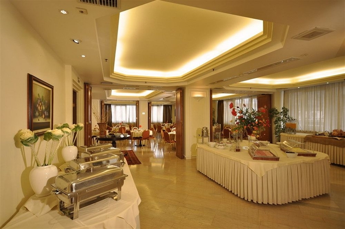 Imagen del bar/restaurante del Hotel Vergina, Tesalonica. Foto 3
