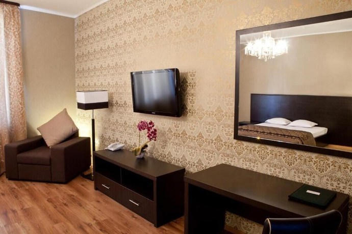 Imagen de la habitación del Hotel Verhovina, Petropavlivska Borshchahivka. Foto 9
