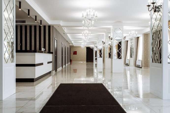 Imagen de los interiores del Hotel Verhovina, Petropavlivska Borshchahivka. Foto 20