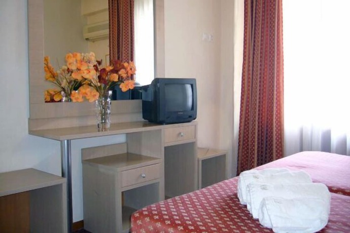 Imagen de la habitación del Hotel Veria. Foto 13