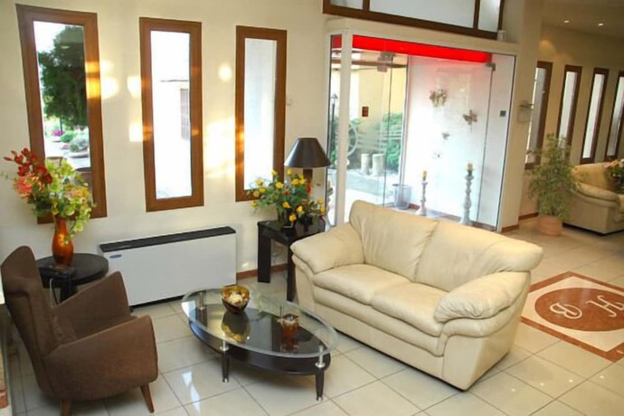 Imagen de los interiores del Hotel Veria. Foto 19