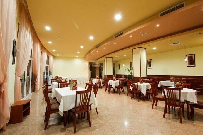 Imagen del bar/restaurante del Hotel Veris, Sunny Beach. Foto 18