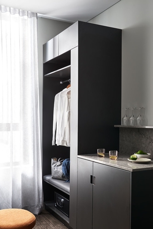 Imagen de la habitación del Hotel Veriu Green Square. Foto 3