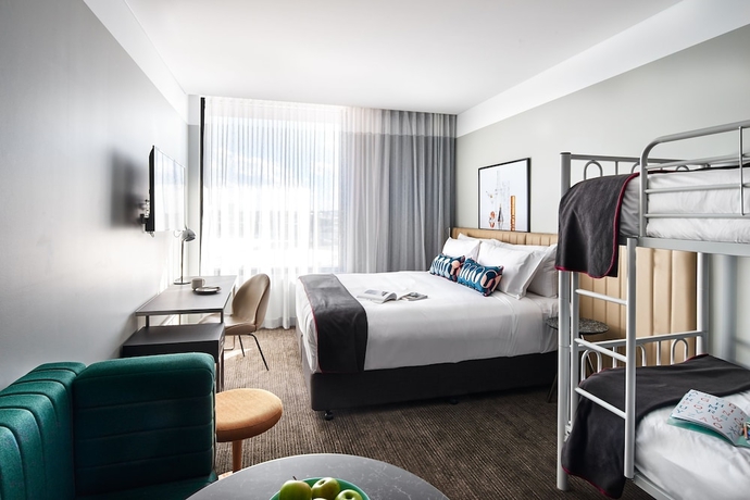 Imagen de la habitación del Hotel Veriu Green Square. Foto 4
