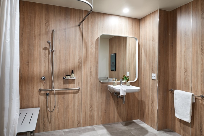 Imagen de la habitación del Hotel Veriu Green Square. Foto 16