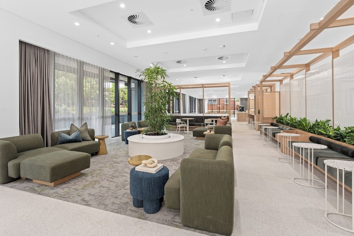 Imagen de los interiores del Hotel Veriu Macquarie Park. Foto 16