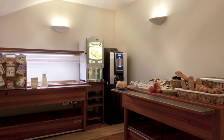 Imagen del bar/restaurante del Hotel Verlain. Foto 5