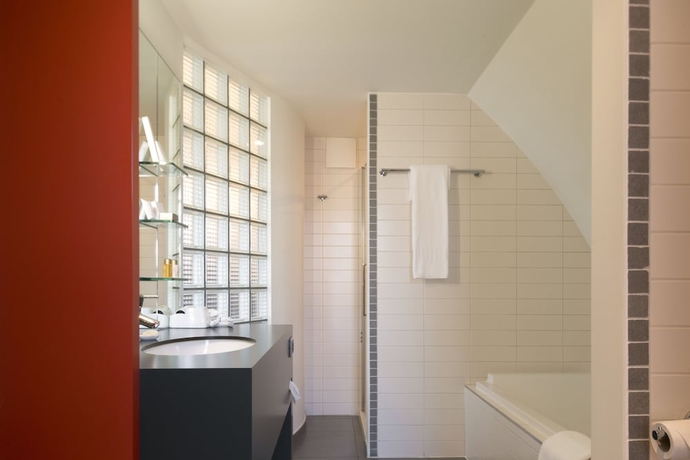 Imagen de la habitación del Hotel Verlooy. Foto 14