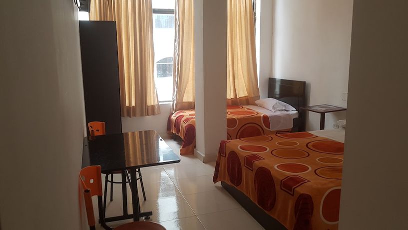 Imagen de la habitación del Hotel Vermon. Foto 4