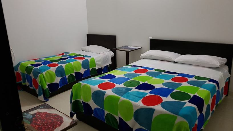 Imagen de la habitación del Hotel Vermon. Foto 14