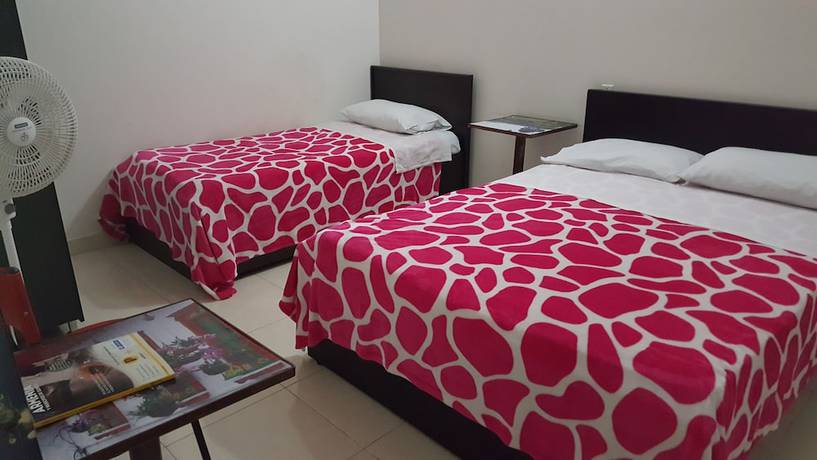 Imagen de la habitación del Hotel Vermon. Foto 15