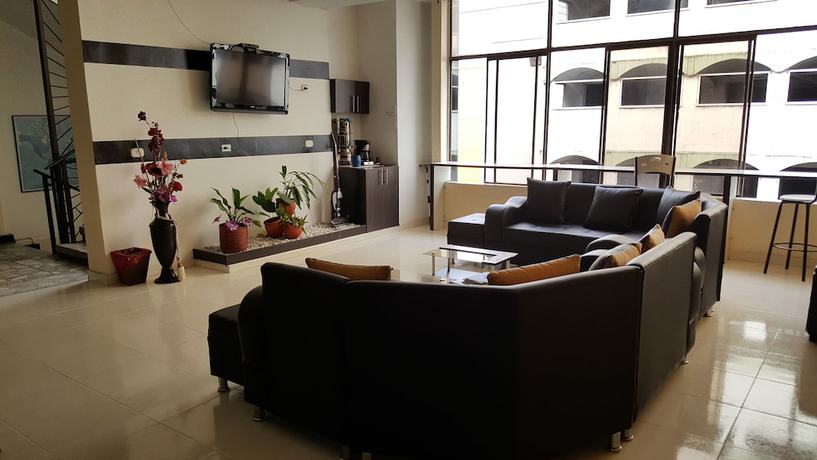 Imagen de los interiores del Hotel Vermon. Foto 20