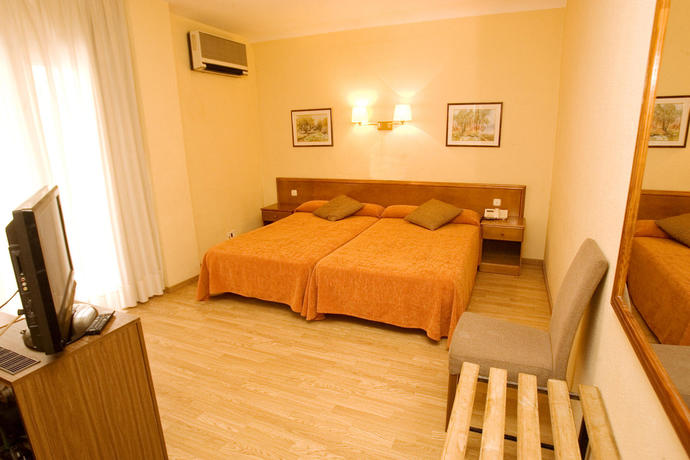 Imagen de la habitación del Hotel Vernisa Xativa. Foto 5