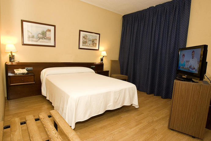 Imagen de la habitación del Hotel Vernisa Xativa. Foto 6