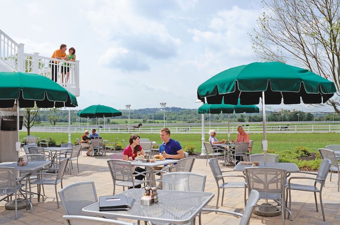 Imagen general del Hotel Vernon Downs Casino and. Foto 1