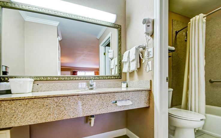 Imagen de la habitación del Hotel Vero Beach Inn and Suites I-95. Foto 4