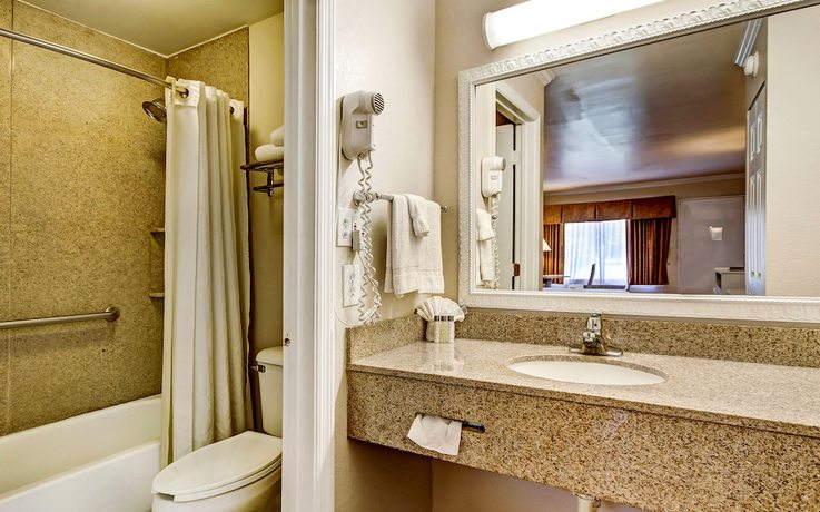 Imagen de la habitación del Hotel Vero Beach Inn and Suites I-95. Foto 18