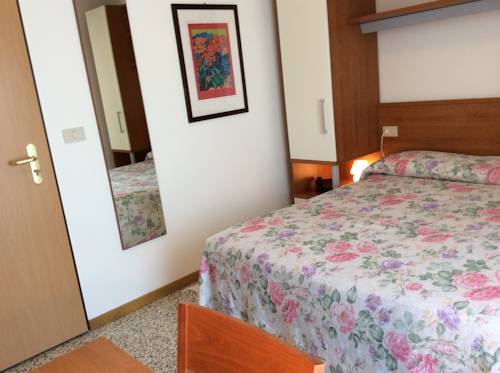 Imagen de la habitación del Hotel Verona, Caorle. Foto 7