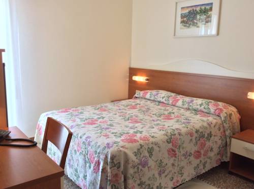 Imagen de la habitación del Hotel Verona, Caorle. Foto 8