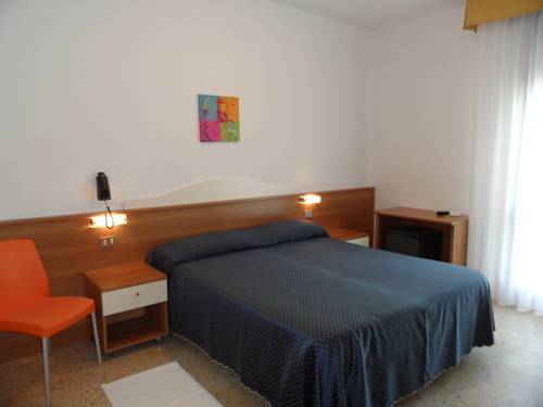 Imagen de la habitación del Hotel Verona, Caorle. Foto 12