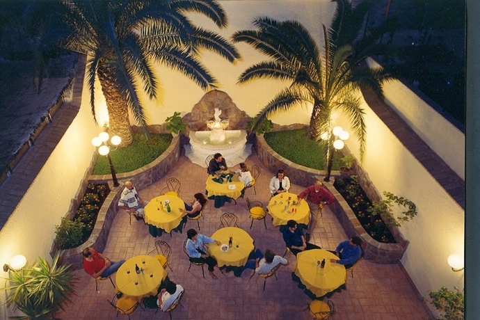 Imagen general del Hotel Verona, Roma. Foto 6