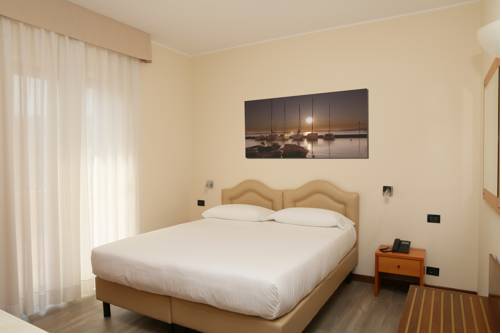 Imagen de la habitación del Hotel Veronello Resort. Foto 7
