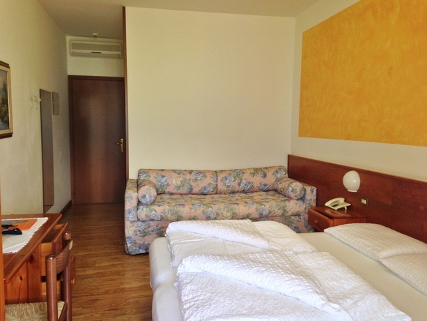Imagen de la habitación del Hotel Veronesi. Foto 10