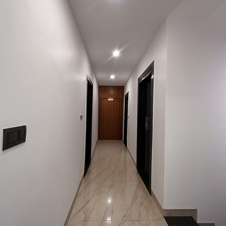 Imagen de los interiores del Hotel Veronica, Indore. Foto 13