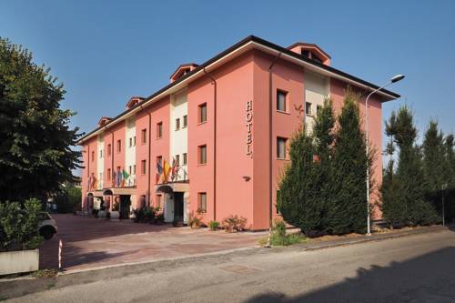 Imagen general del Hotel Versailles, Colorno. Foto 1