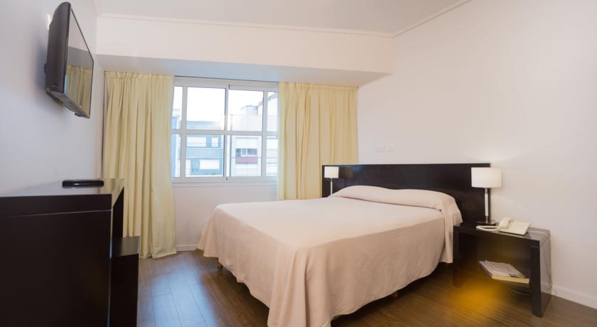 Imagen general del Hotel Versailles. Foto 12