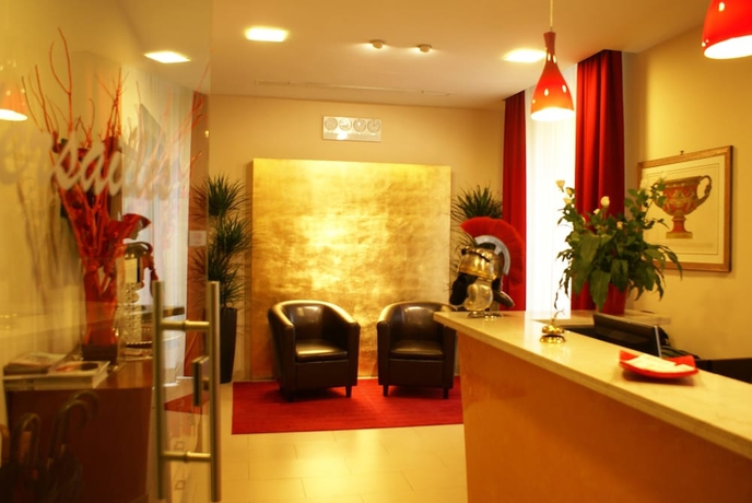Imagen de los interiores del Hotel Versailles, Ludovisi. Foto 18