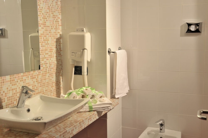 Imagen de la habitación del Hotel Versailles, Ludovisi. Foto 14