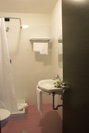 Imagen de la habitación del Hotel Versailles, Ludovisi. Foto 16