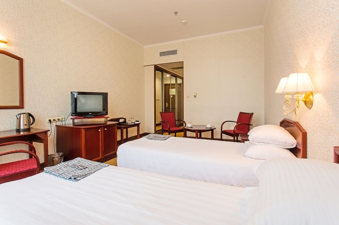 Imagen de la habitación del Hotel Versailles, Vladivostok. Foto 9