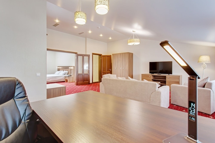 Imagen de la habitación del Hotel Versailles, Vladivostok. Foto 13