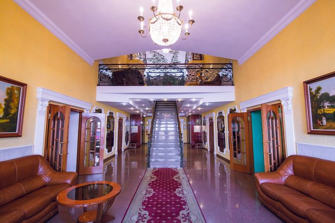 Imagen de los interiores del Hotel Versal Complex. Foto 18
