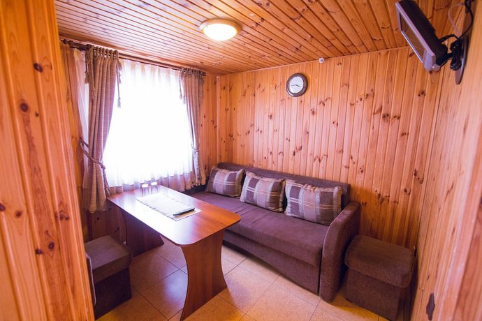 Imagen de la habitación del Hotel Versal Complex. Foto 13