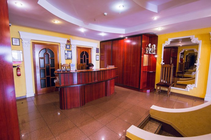 Imagen de los interiores del Hotel Versal Complex. Foto 19